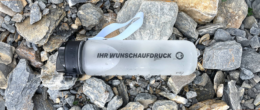 Trinkflasche personalisieren mit eigenem Text – individuelle Flasche mit Wunschaufdruck