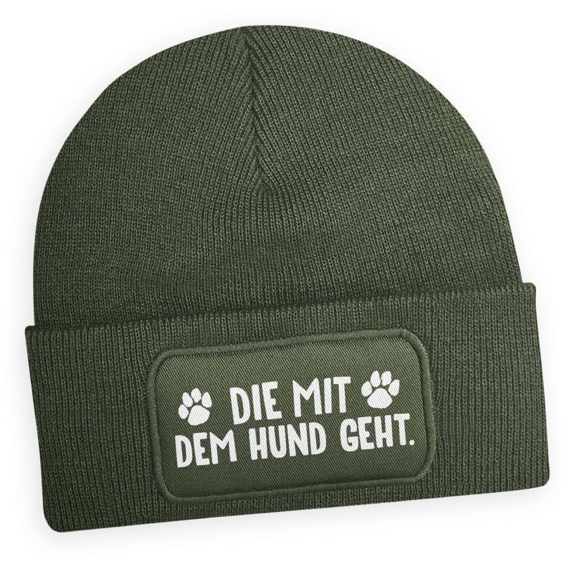 Olivgrüne Mütze „Die mit dem Hund geht“ – Warm und gemütlich für Tierfreunde