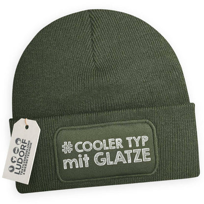 Männer Wintermütze Olivgrün – Motiv Cooler Typ mit Glatze