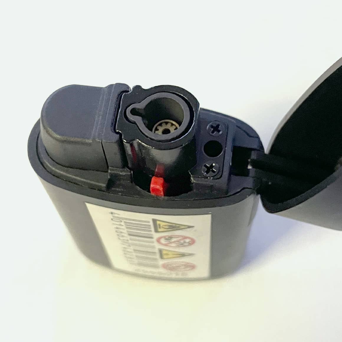 Sturmfeuerzeug „Sei Möwe“ – Windfest & Humorvoll Atomik