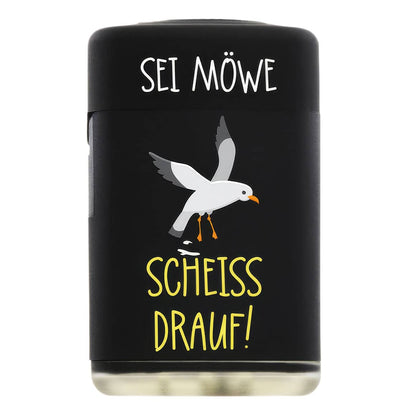 Sturmfeuerzeug „Sei Möwe“ – Windfest & Humorvoll Atomik