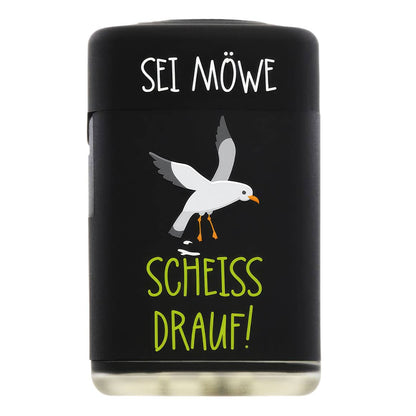 Sturmfeuerzeug „Sei Möwe“ – Windfest & Humorvoll Atomik