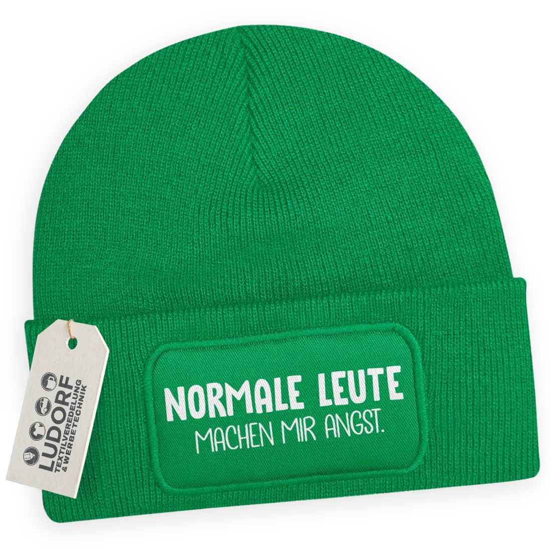 Grüne Wintermütze mit Spruch ‚Normale Leute machen mir Angst‘