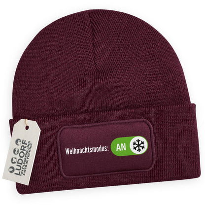 Wintermütze Weihnachtsmodus-AN in Burgundy – Weihnachtsmütze, festlich, personalisierbar